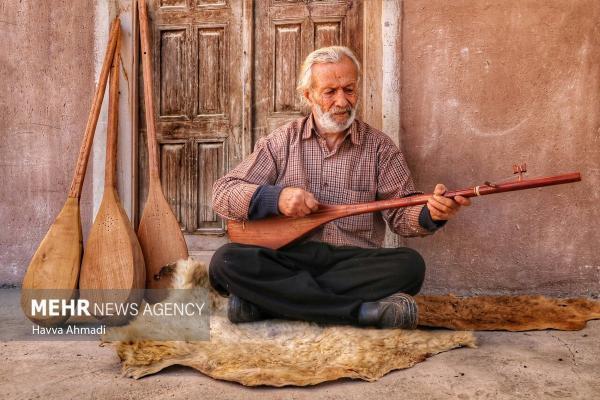 خنیاگر موسیقی مازندران